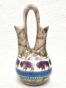 Native American Navajo Fine Etched Horsehair Wedding Vase with Buffalo
