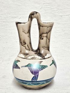 Native American Navajo Fine Etched Horsehair Wedding Vase with Hummingbirds