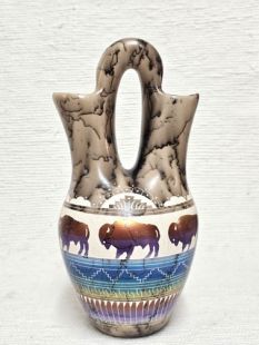 Native American Navajo Fine Etched Horsehair Wedding Vase with Buffalo
