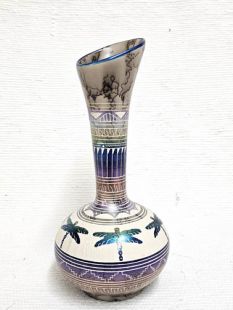 Native American Navajo Made Ceramic Fine Etched Horsehair Vase with Dragonflies