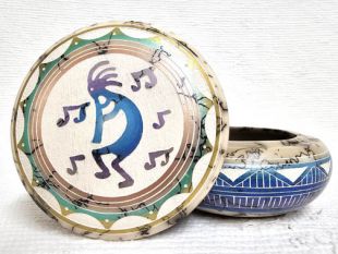 Native American Navajo Made Ceramic Fine Etched Horsehair Jewelry Box with Kokopelli