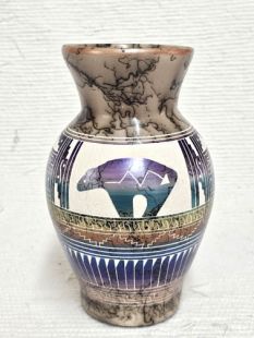 Native American Navajo Made Ceramic Fine Etched Horsehair Vase with Bear