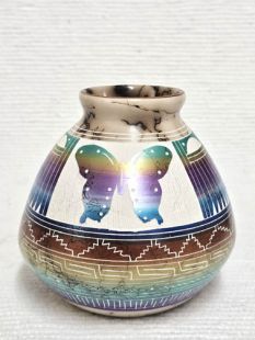 Native American Navajo Made Ceramic Fine Etched Horsehair Pot with Butterfly