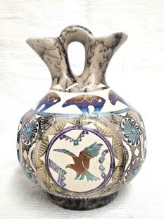 Native American Navajo Fine Etched Horsehair Wedding Vase with Four Corners