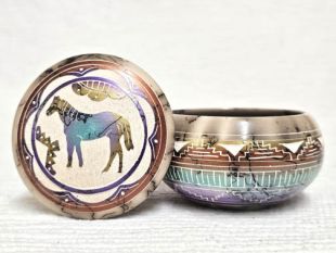 Native American Navajo Made Ceramic Fine Etched Horsehair Jewelry Box with Horse