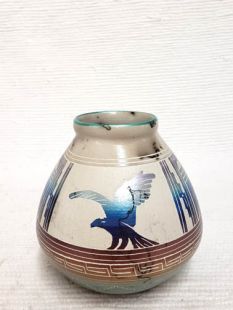 Native American Navajo Made Ceramic Fine Etched Horsehair Pot with Eagle