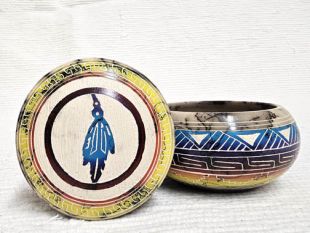 Native American Navajo Made Ceramic Fine Etched Horsehair Jewelry Box with Prayer Feather