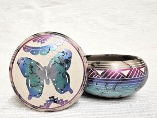 Native American Navajo Made Ceramic Fine Etched Horsehair Jewelry Box with Butterfly