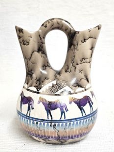 Native American Navajo Fine Etched Horsehair Wedding Vase with Horses