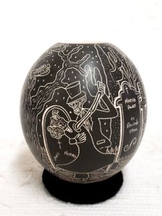 Mata Ortiz Handbuilt and Handetched Day of the Dead Pot