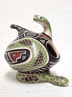 Mata Ortiz Handbuilt Pot with Snake and Lizard