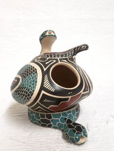 Mata Ortiz Handbuilt Pot with Snake and Lizard