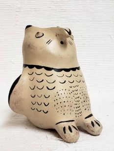 Vintage Native American Cochiti Handbuilt and Handpainted Owl Effigy