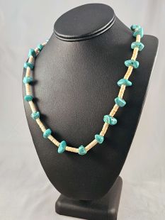 Native American Santo Domingo Made Turquoise and Shell Necklace