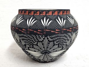 Native American Acoma Handpainted Traditional Pot
