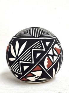 Native American Acoma Handpainted Seed Pot