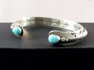 Native American Navajo Made Cuff Bracelet with Turquoise Tips