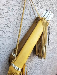 Native American Made Warrior Choker Quiver with Arrows