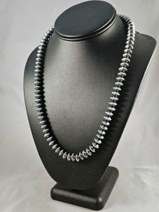 Native American Navajo Made Navajo Pearls Necklace