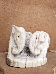 Zuni Carved Elephants Fetish