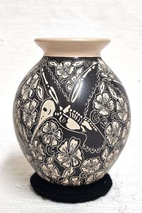 Mata Ortiz Handbuilt and Handpainted Pot with Hummingbirds and Flowers