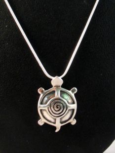 Native American Apache Made Turtle Necklace