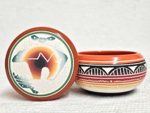 Native American Navajo White Clay Round Jewelry Box with Bear