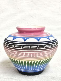 Native American Navajo White Clay Pot 