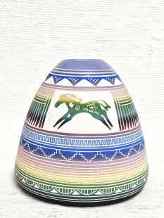Native American Navajo White Clay Pot with Horse