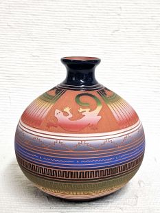 Native American Navajo Red Clay Pot with Lizard