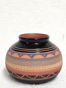 Native American Navajo Red Clay Pot 