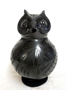 Mata Ortiz Handbuilt and Handpainted Owl Effigy