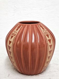 Native American Jemez Handbuilt and Handcarved Traditional Pot 
