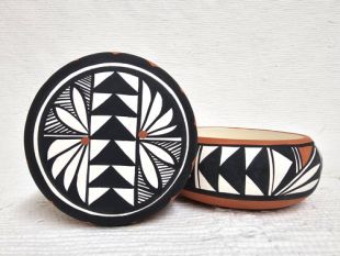 Native American Acoma Made Ceramic Jewelry Box 