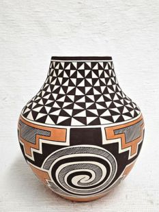 Native American Laguna Handbuilt and Handpainted Pot