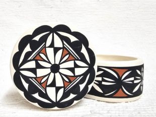 Native American Acoma Made Ceramic Jewelry Box 