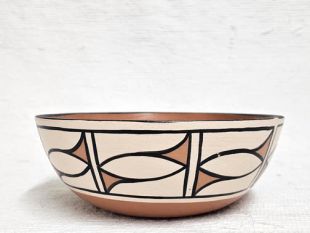 Native American Santo Domingo Handbuilt Polychrome Bowl
