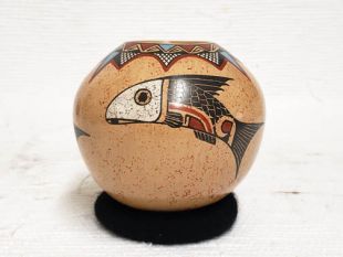 Mata Ortiz Handbuilt and Handpainted Pot with Fish