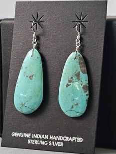 Native American Santo Domingo Made Turquoise Earrings 