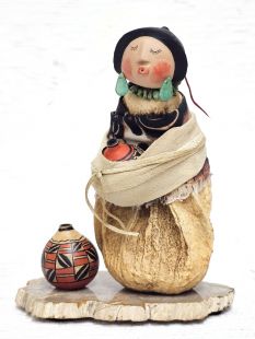 Pot Carrier Gourd Figure