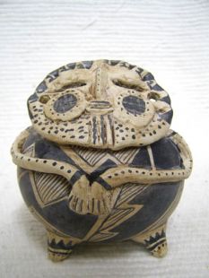 Effigy Gourd Pot