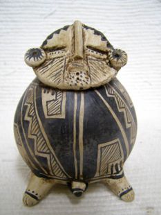 Effigy Gourd Pot