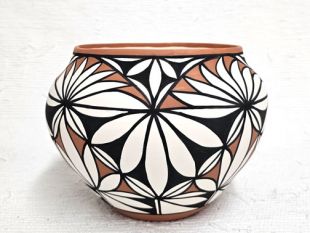 Native American Laguna Handpainted Pot