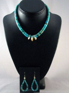 Native American Santo Domingo Made Turquoise Necklace and Earrings