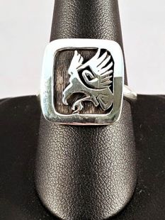 Native American Hopi Made Overlay Ring with Eagle