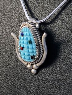 Native American Zuni Made Corn Pendant