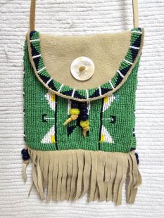 Native American Sioux/Ojibwe Made Beaded Medicine Bag