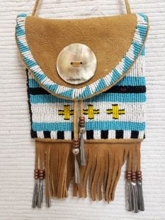 Native American Sioux/Ojibwe Made Beaded Medicine Bag