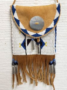 Native American Sioux/Ojibwe Made Beaded Medicine Bag
