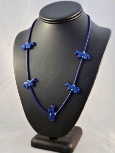 Native American Lakota Made Zuni Horse Fetish Necklace